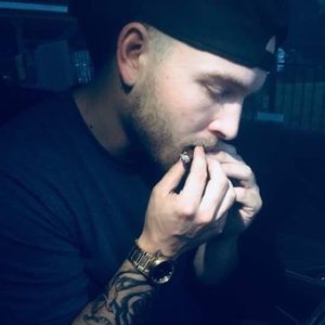 Meet your Posher, Chuck